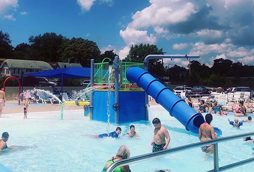 Aquatic Center - Pool with Slide - Hannibal, MO