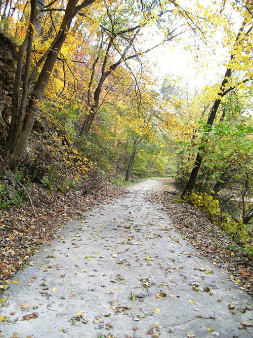 Bear Creek Walking Trail - Hannibal, MO