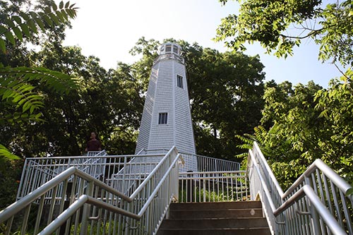 Mark Twain Memorial Lighthouse - Hannibal MO